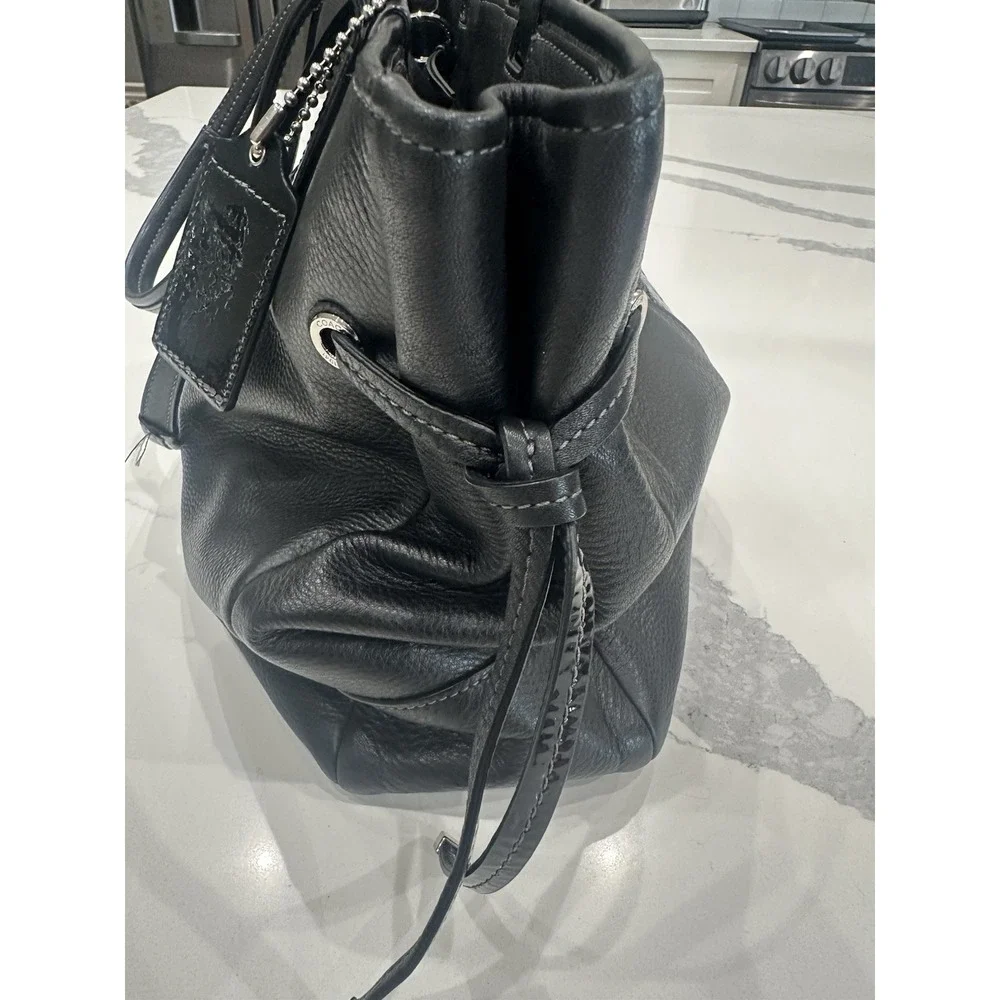 Coach Madison Sophia Black Pebbled Leather Satchel Patent Trim Crossbody Bag EUC